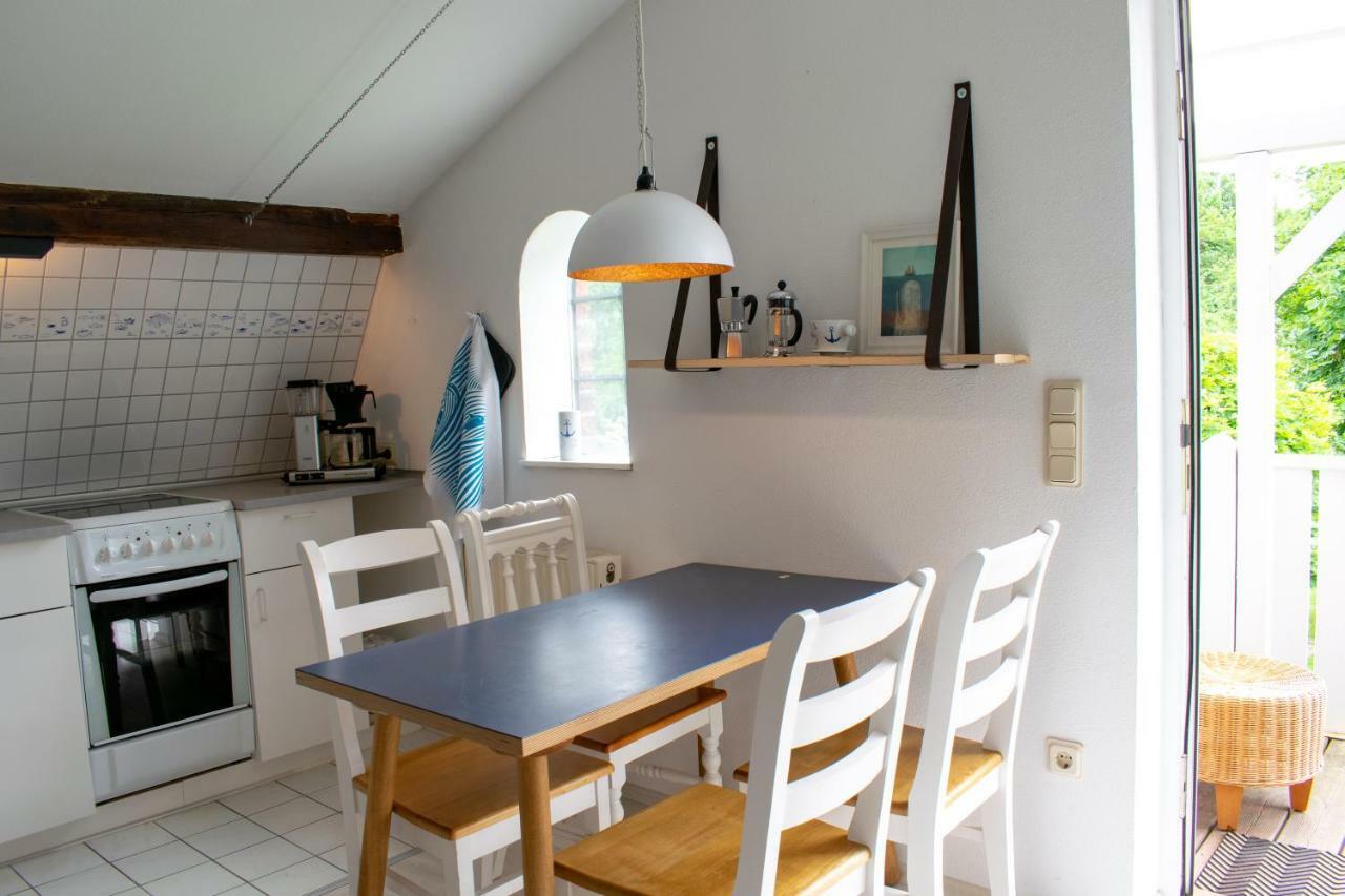 Ahoi Marie - Maritime Ferienwohnung Cuxhaven Kültér fotó